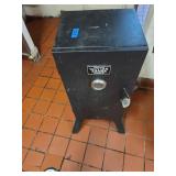 Vfd029 Authentic Smoke Hollow Vertical Wood Smoker