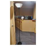 Vfd085 - Two-Tier Metal Floor Lamp 72"