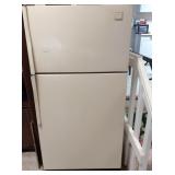 Pks031 - Whirlpool 21.7 Cu. Ft. Refrigerator Model ET22pk