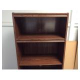 Pks034 - Three-Shelf Bookshelf w/Cabinet 71" h x 28.5" w x 15" d