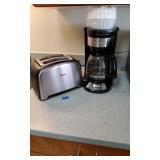 BHB008 - Kitchen Appliances Coffee Maker & 2-Slice Toaster in Excellent Condition