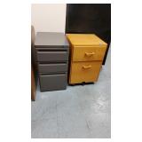 Ais041 - Pair of Filing Cabinets 3-Drawer & 2-Drawer See Photos