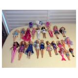 Amf024 Barbie Dolls & My Little Pony