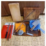 WWS025 - Useful Kitchen Items - Cutting Boards, Tongs, Hot Pads & More