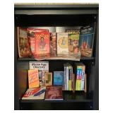 Aae019 Vintage Cookbooks & iphone/ipad/Macbook Guides & Wood Book Rack