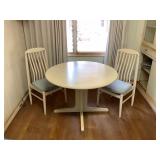 Kve023 Round Wood Dining Table & Two Chairs Perfect for Your Breakfast Nook
