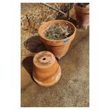 KVE077 - Large & Medium Terra Cotta Clay Planter/Pots