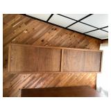 Wle011 Large Mahogany Wood Cabinet