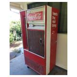 WLE027 - Retro 1960s Genuine Coca-Cola Vending Machine - See Description