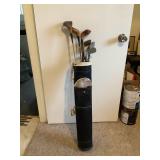 Wle205 Vintage Golf Clubs & Golf Bag