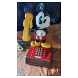 WLE210 - Vintage 90s Mickey Mouse/Disney Phone - Land Line, Push Button Telephone