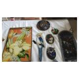 WLE241 - Beautiful Stained Glass Piece & Ornaments