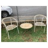 Wle249 Patio Table & Two Chairs