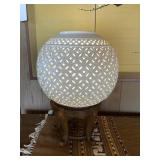 Awp001 Chine De Blanc Ceramic Lamp on Wood Stand - See Description