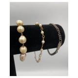 Awp129-Trio of Fine Bracelets