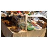 AWP229 - Metal Alloy Bowls & Kitchen Mystery Lot 