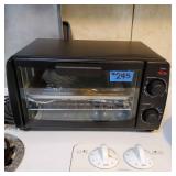 AWP245 - 4-Slice Toaster Oven