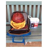 Mms114 Golf Balls & Bowling Ball Set