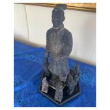 KKE067-Minuature Terracotta Soldiers 5ea small and 1ea large