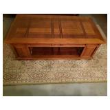 KKE091 - LIFT TOP WOODEN COFFEE TABLE 
