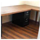 MFS082 - LARGE WOODEN CORNER DESK TOP
