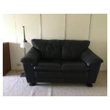 MMM112 Black Leather? Loveseat & Floor Lamp