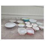 WRS061 - Vintage Pyrex and Other Dishware