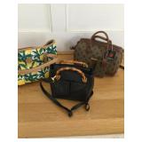 WRS106 - HANDBAGS 