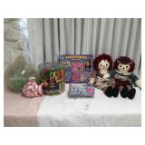 WRS127 Raggedy Ann & Andy Dolls, Hanging Fishtank & More!