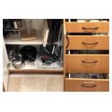 BPB080 - CUISINART BLENDER, SMOKER AND A WHOLE LOT MORE