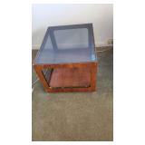 NVS008 - END TABLE