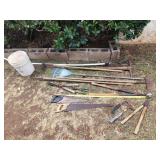 NVS063 - YARD TOOLS