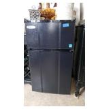 PHP071 - MINI REFRIGERATOR 