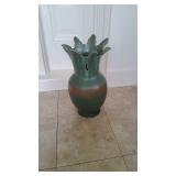 PHP098 - VINTAGE GLOBAL VIEWS CERAMIC VASES 