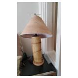 PHP233 - CERAMIC LAMP