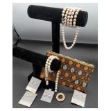AFC161 - Beautiful Set of Vintage Pearl Jewelry