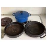 KKD028 Le Crueset & Two Other Cast Iron Cookware