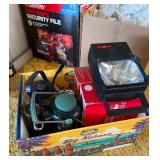 KKD061- Lanterns And Flashlights