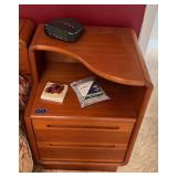 HKT012 Pair of Wooden Night Stands