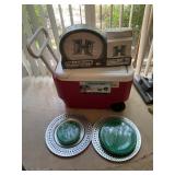 HKT125 - UH Paper Goods And A Wheelie Cool