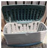 HKT138 - Rubbermaid Deck Storage Box #1