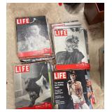 HKT164 Large Lot of Vintage LIFE Magazines