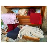 HKT200 - Bathroom Mystery Lot 2