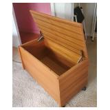VME006 - ANOTHER WOODEN CHEST