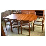 VME008 Beautiful VintageTeak Dining Table & Chairs