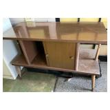 VME036 - Vintage Mid Century Modern Vinyl Album/Retro Media Cabinet