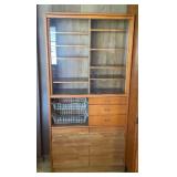 VME040 Tall Wooden Cabinet