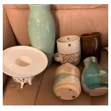 VME112- Assortment of Ceramic Vases