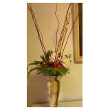 MBW015 - Beautiful 12” Natural Onyx Vase w/Arrangement