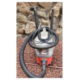 MBW055 - Craftsman 4-Gallon Compact Vacuum Cleaner w/Attachments